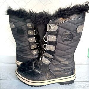 SOREL - Tofino Youth Waterproof winter boots - size 1